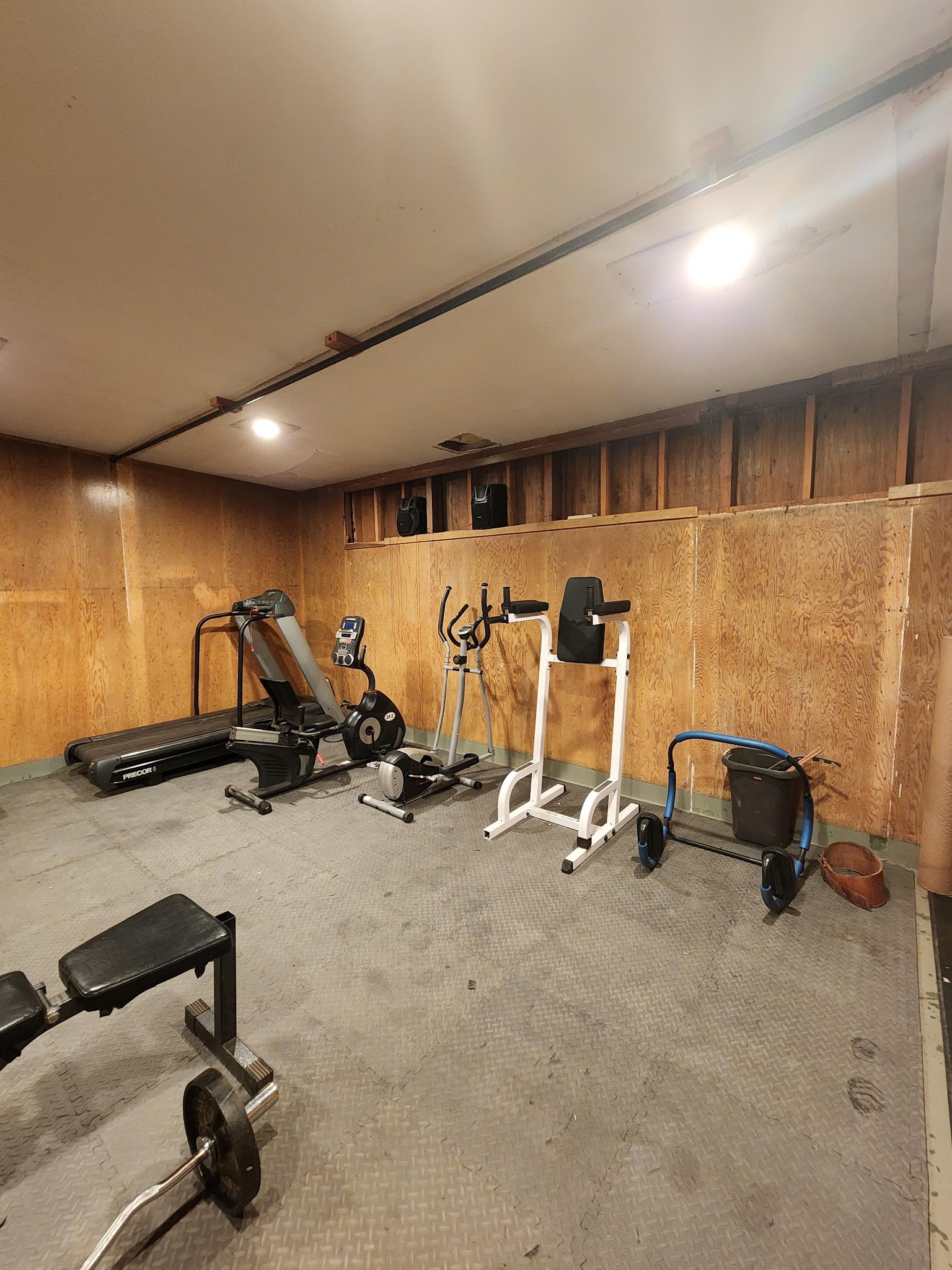 Contract photo 5 showing weight room standards